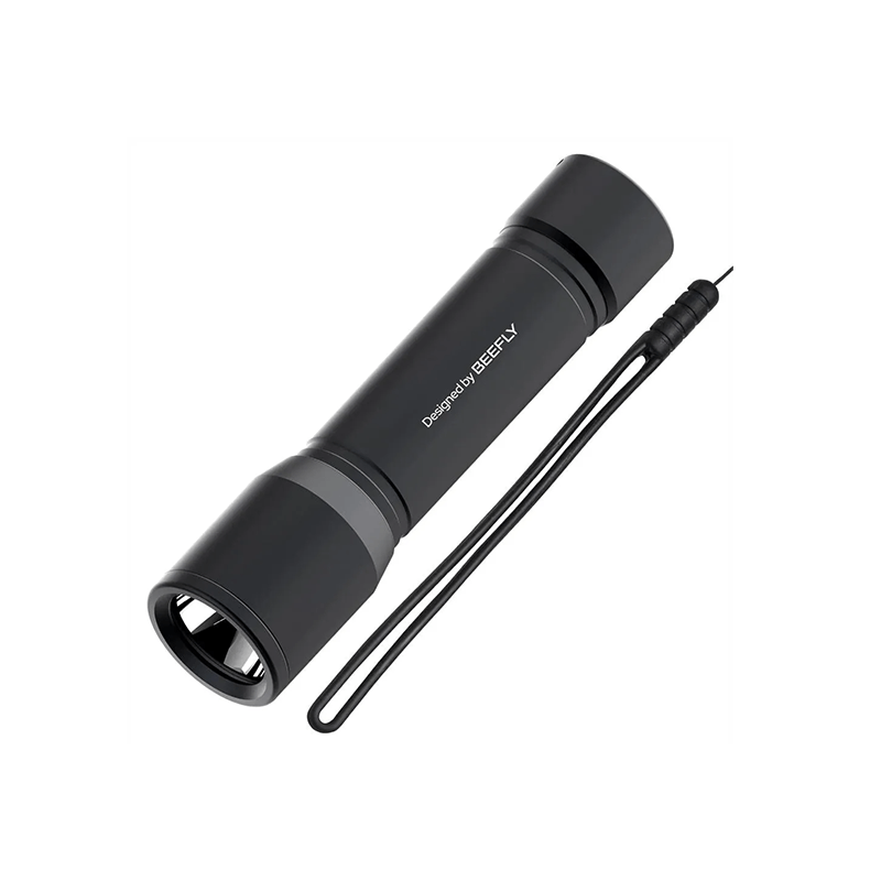 BEEFLY F1P Rechargeable Flashlight